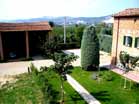 Aia e giardino